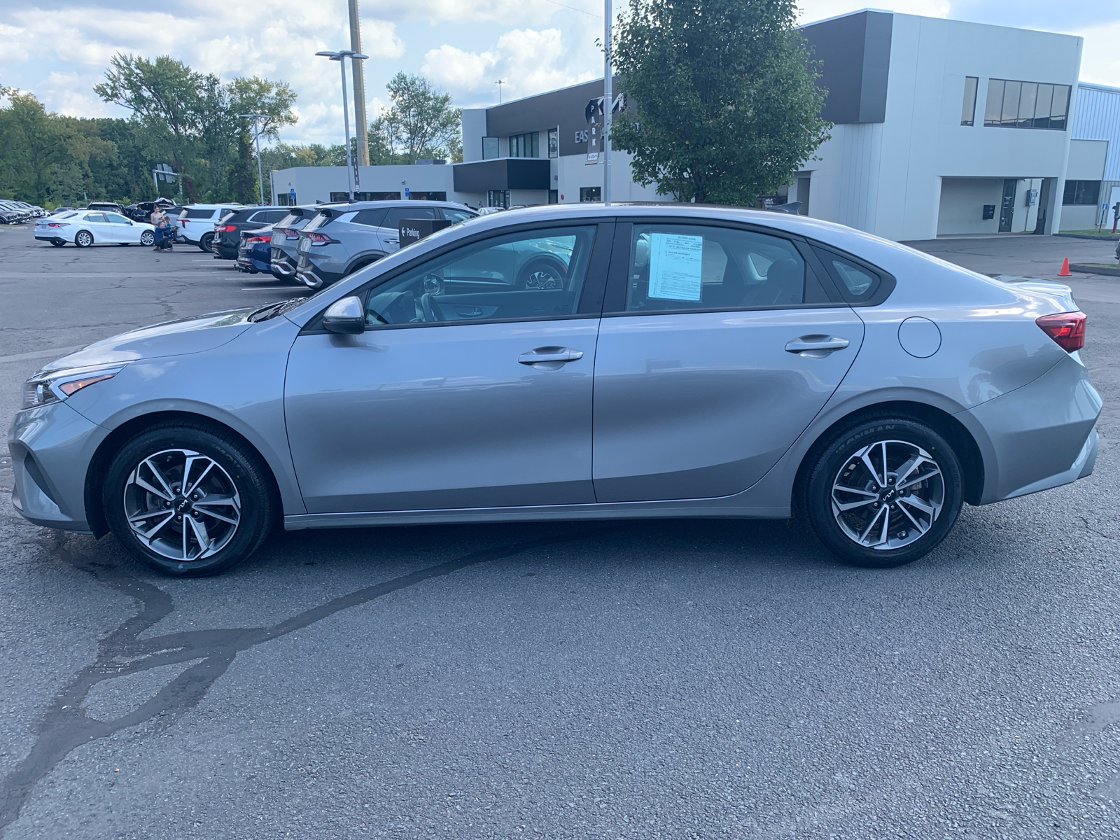 2022 Kia Forte LXS 6