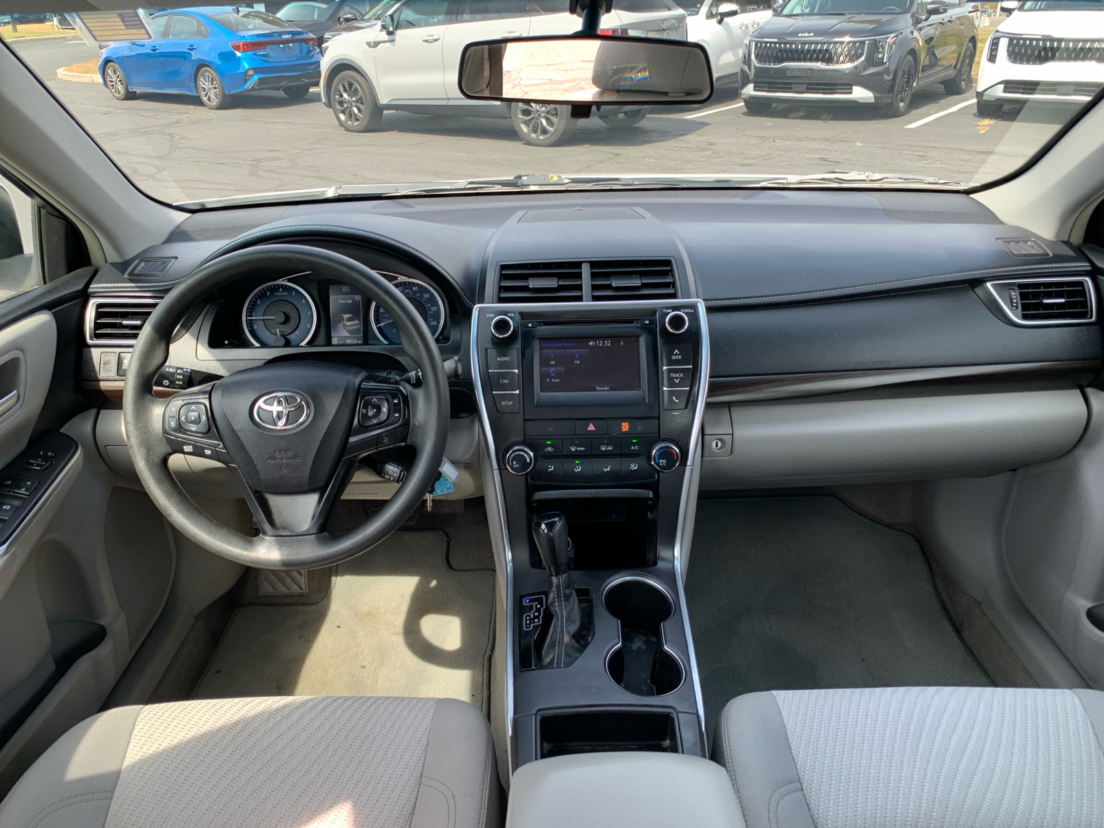 2016 Toyota Camry  34