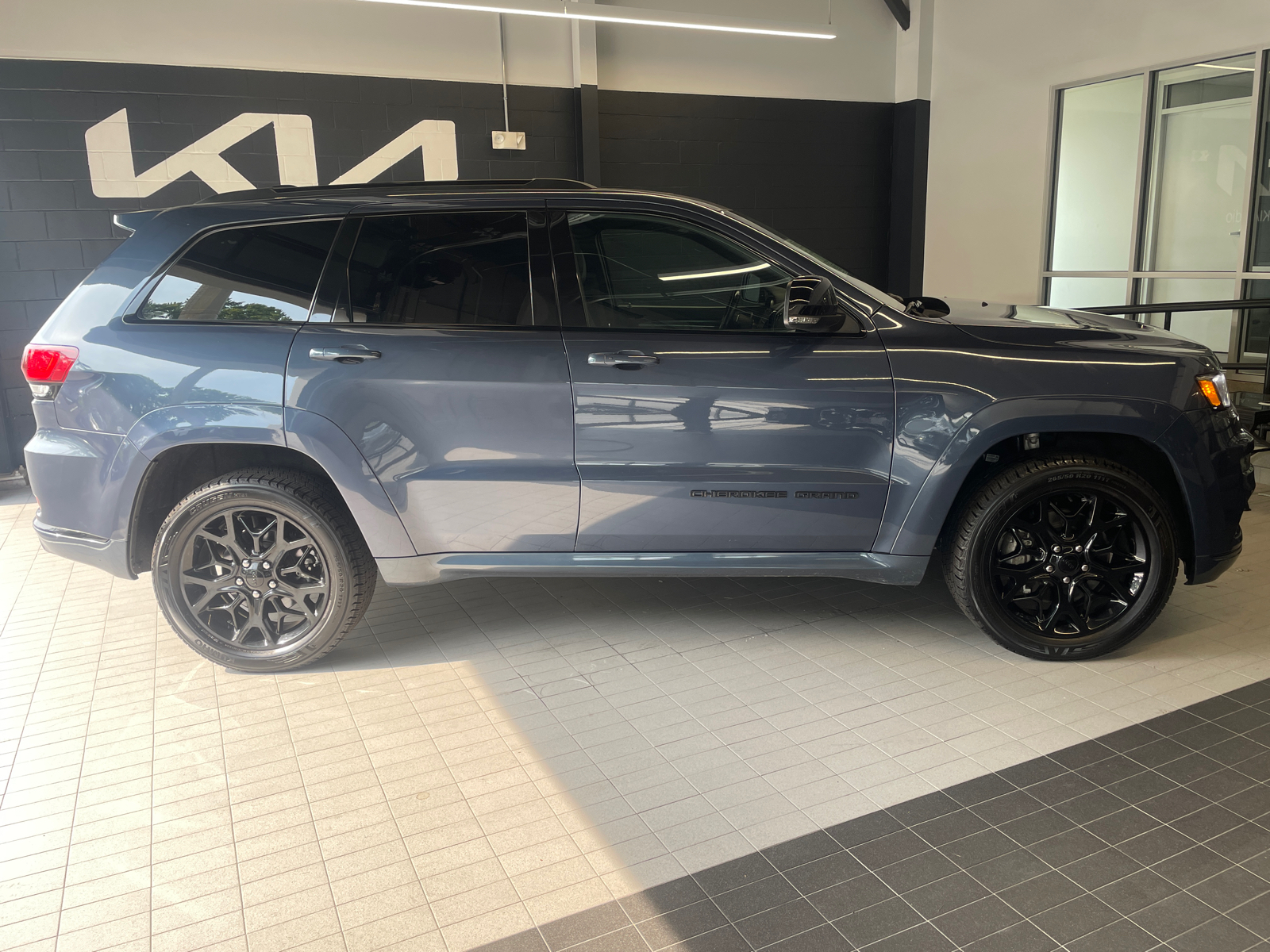 2021 Jeep Grand Cherokee  2