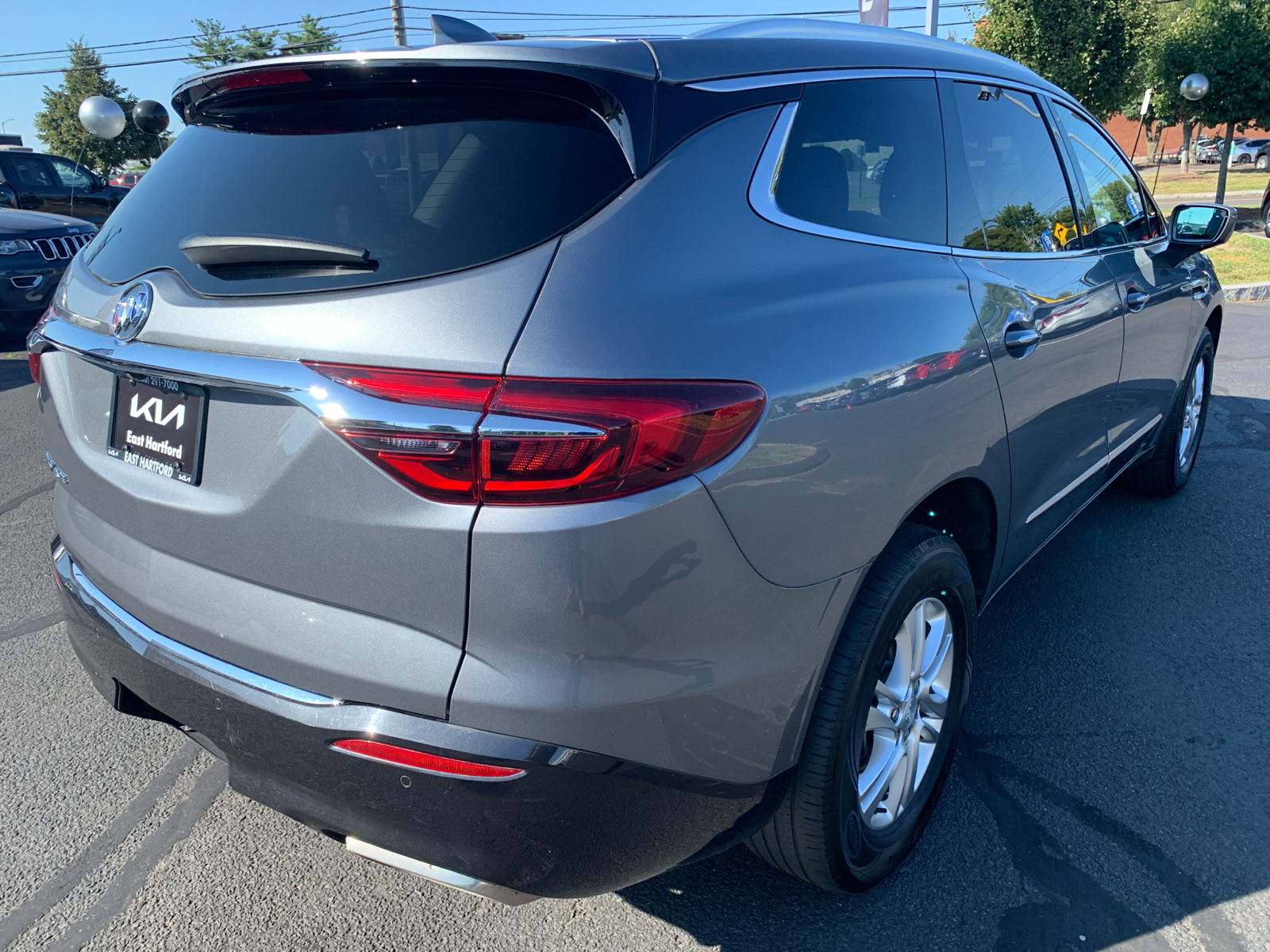 2020 Buick Enclave Essence 3