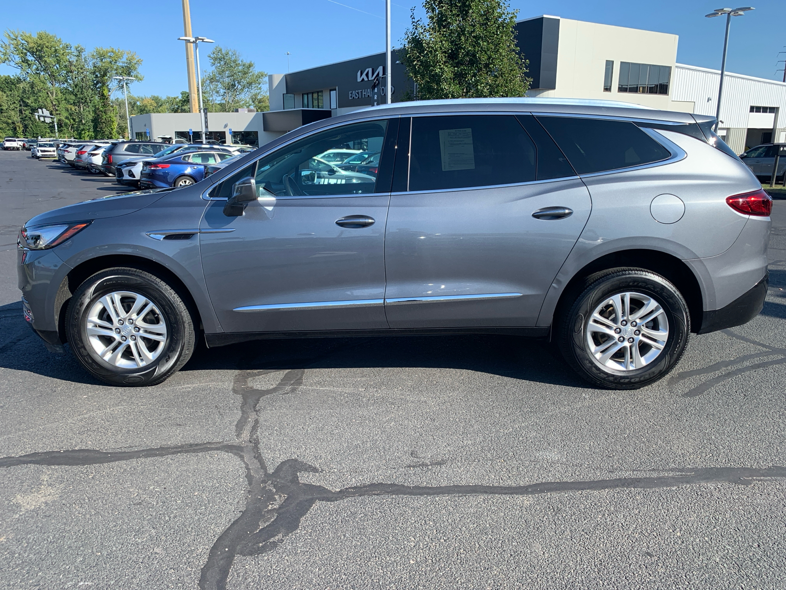 2020 Buick Enclave Essence 6