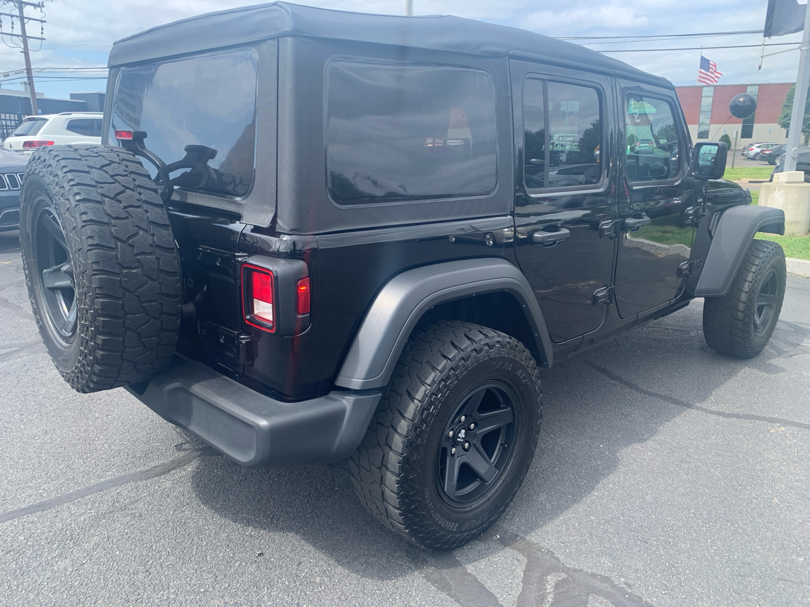 2021 Jeep Wrangler Unlimited Sport S 3