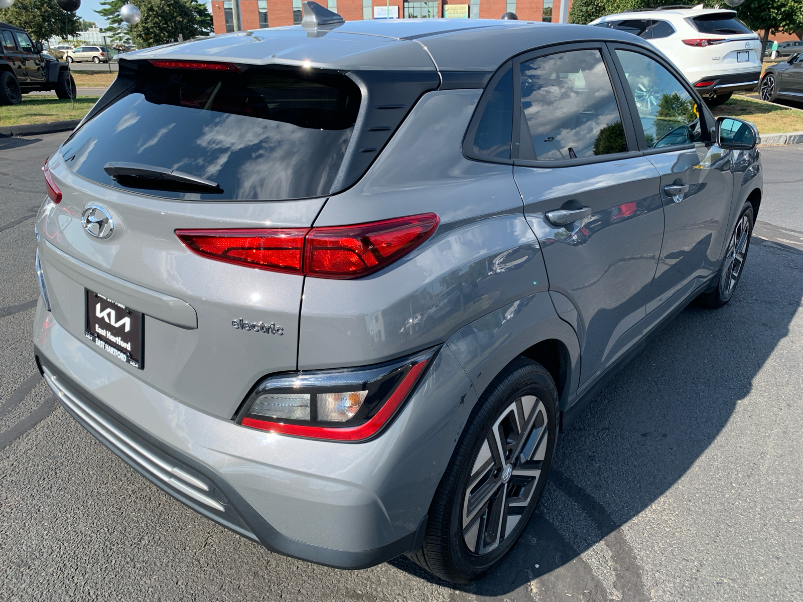 2023 Hyundai Kona Electric SE 3