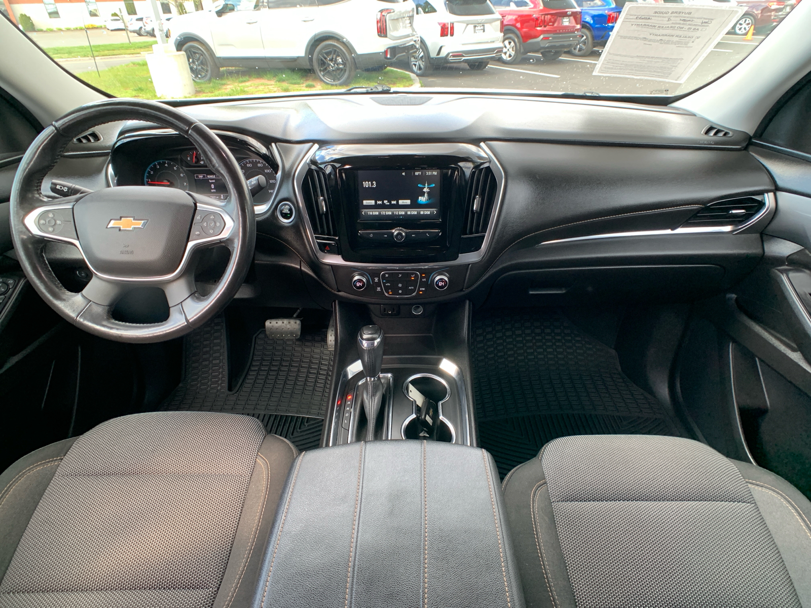 2018 Chevrolet Traverse LT 36