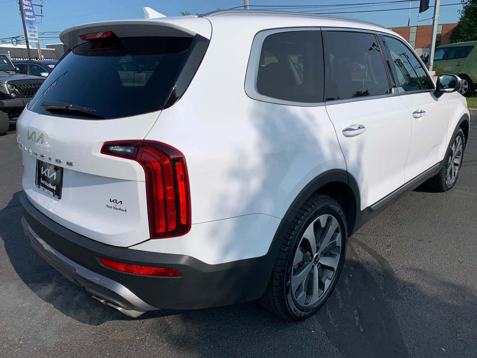 2022 Kia Telluride S 3