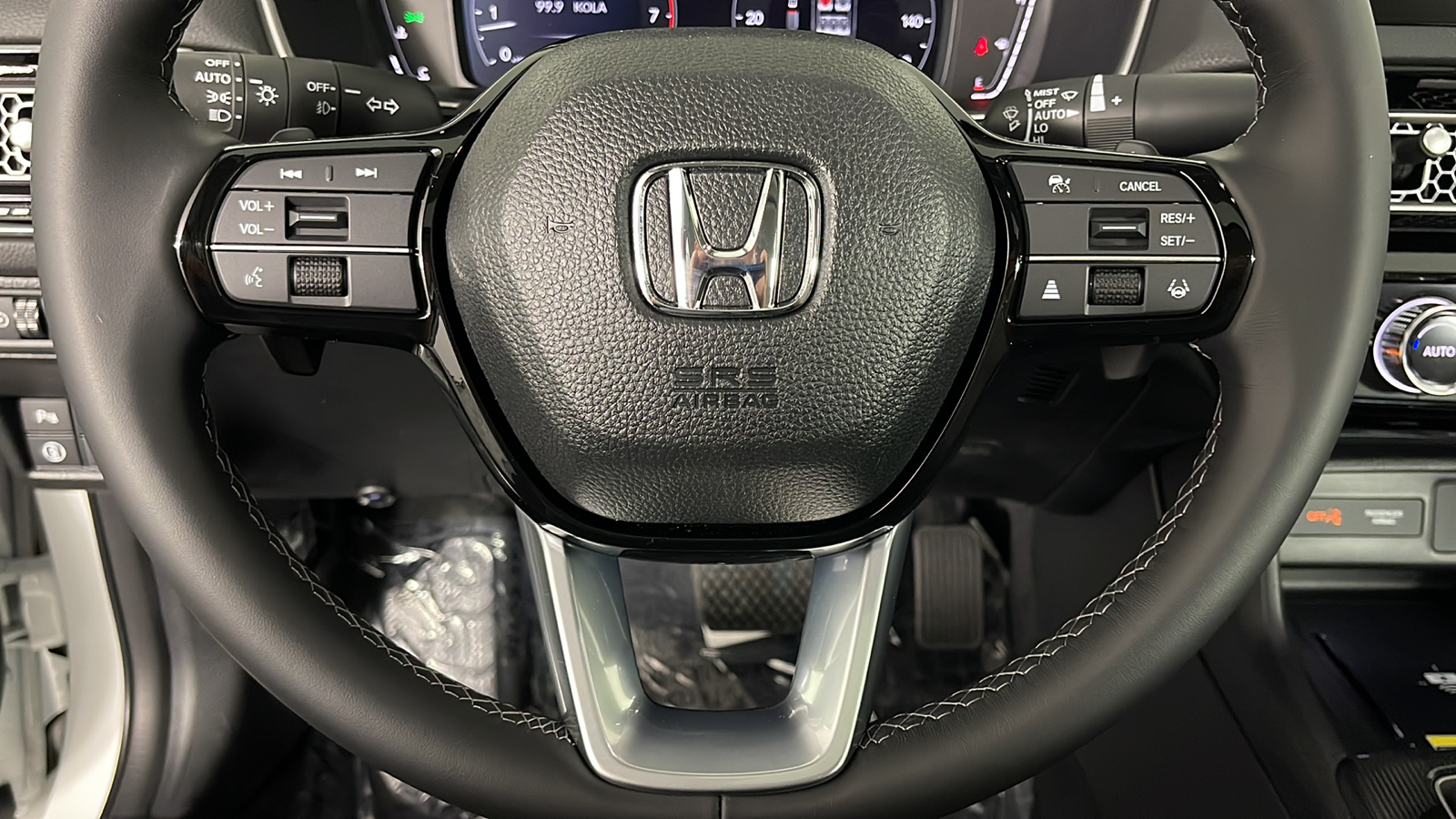 2024 Honda Civic Sedan Touring 13
