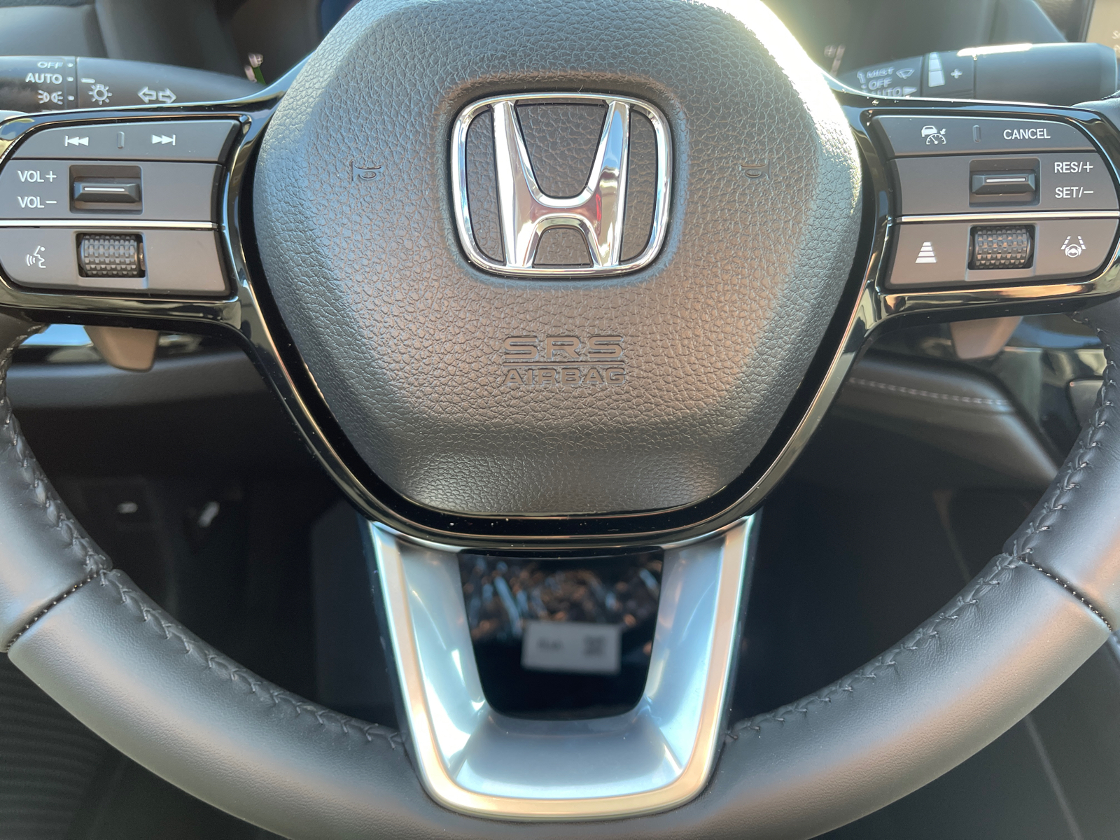 2024 Honda Accord Hybrid Touring 16