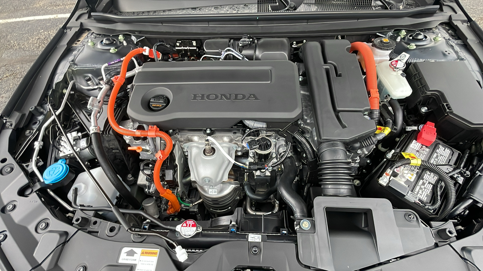 2024 Honda Accord Hybrid Touring 8