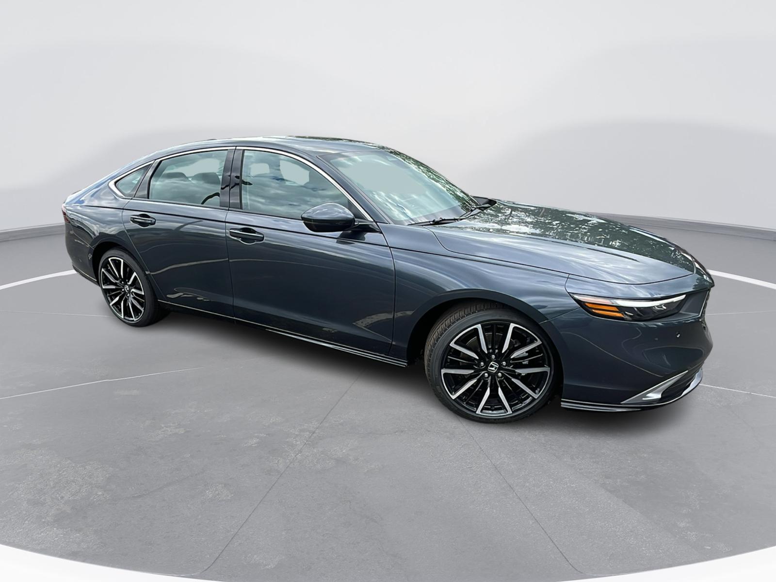 2024 Honda Accord Hybrid Touring 1