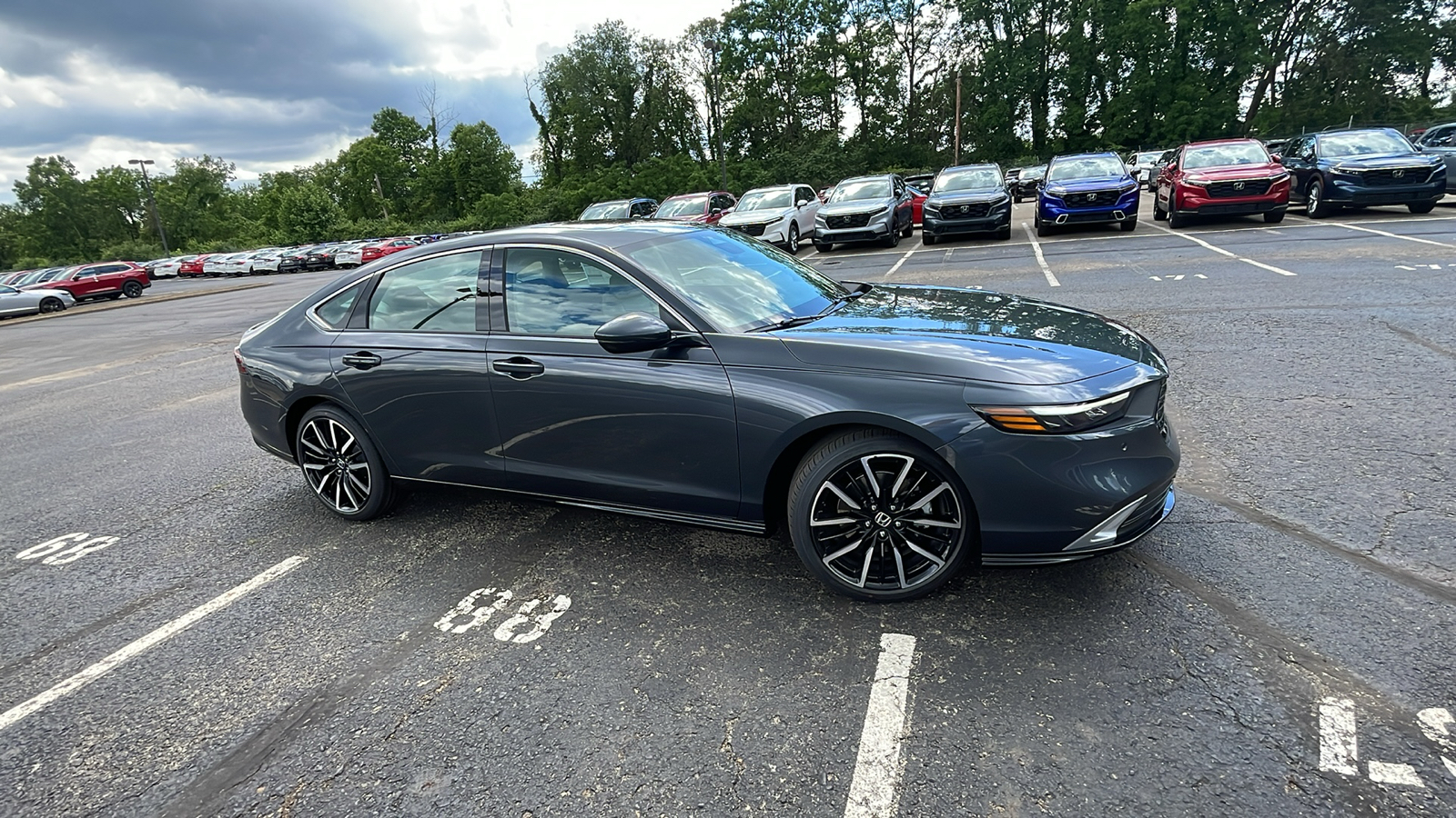 2024 Honda Accord Hybrid Touring 1