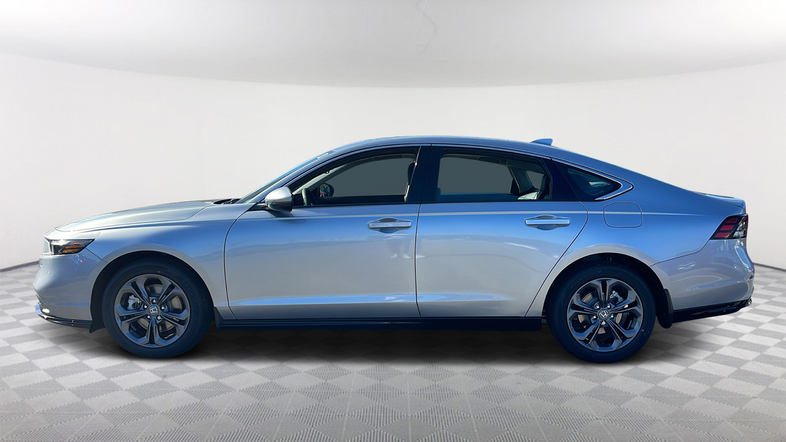 2024 Honda Accord Hybrid EX-L 4