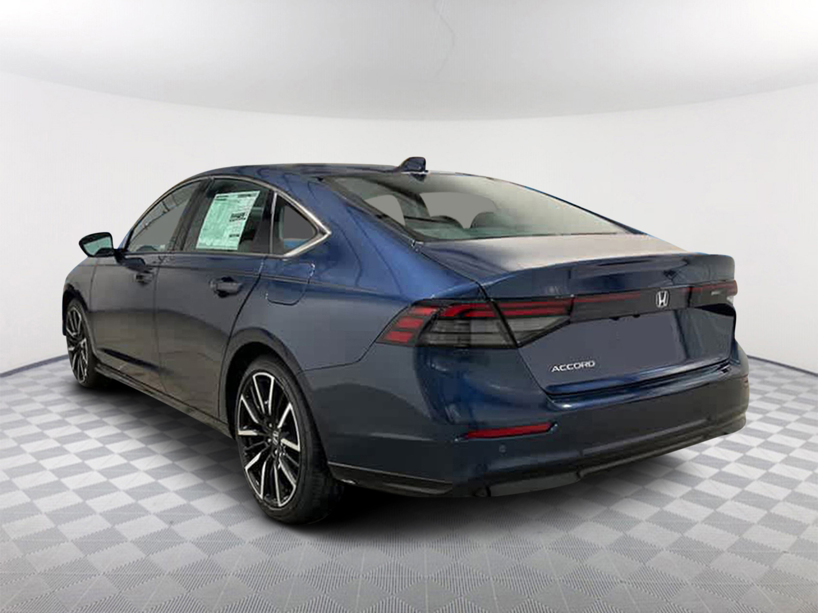 2025 Honda Accord Hybrid Touring 5