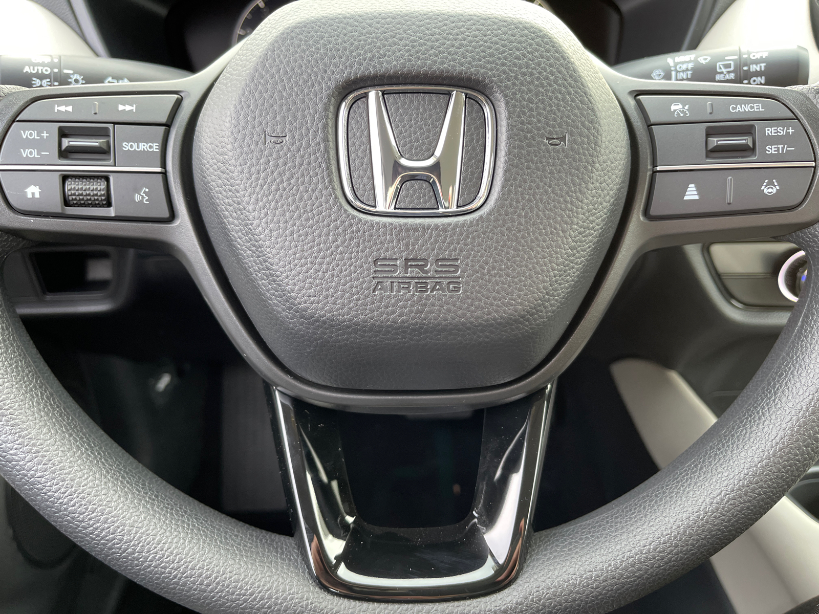 2024 Honda HR-V LX 16