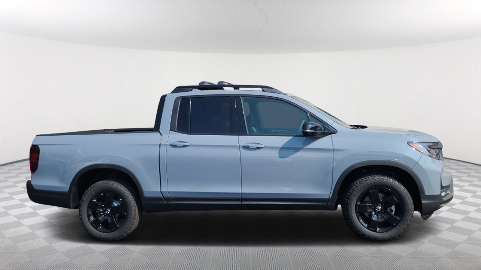 2025 Honda Ridgeline Black Edition 4