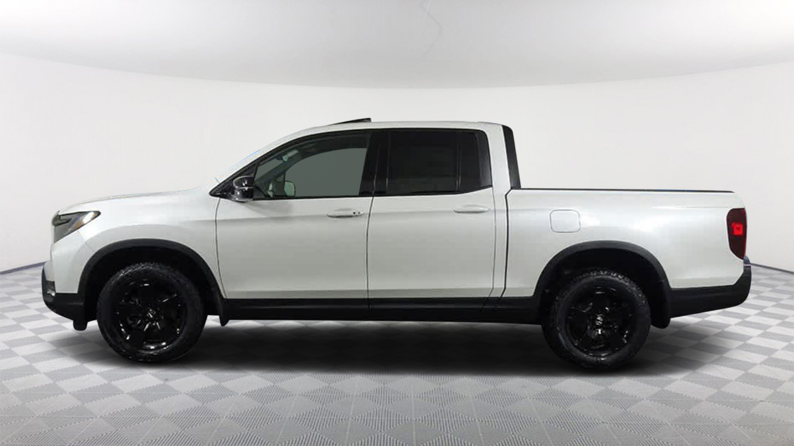 2025 Honda Ridgeline Black Edition 4