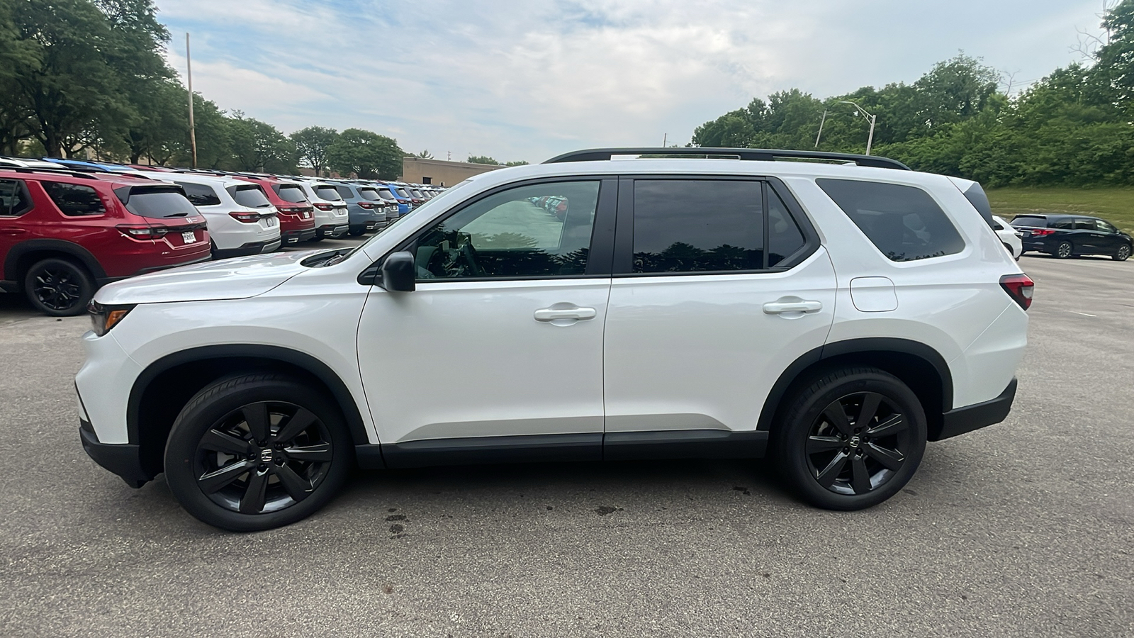 2025 Honda Pilot Sport 5