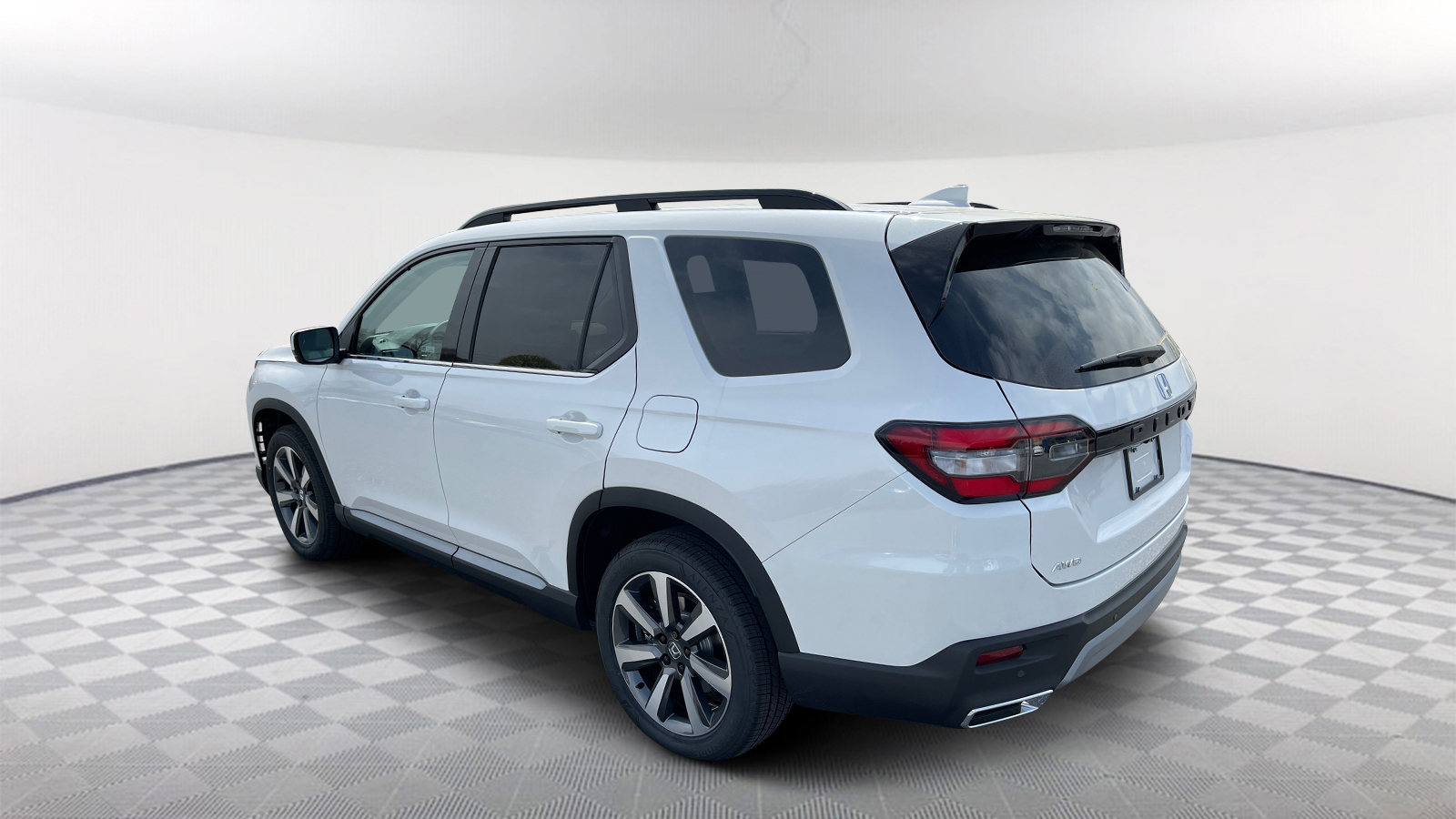 2025 Honda Pilot Touring 4