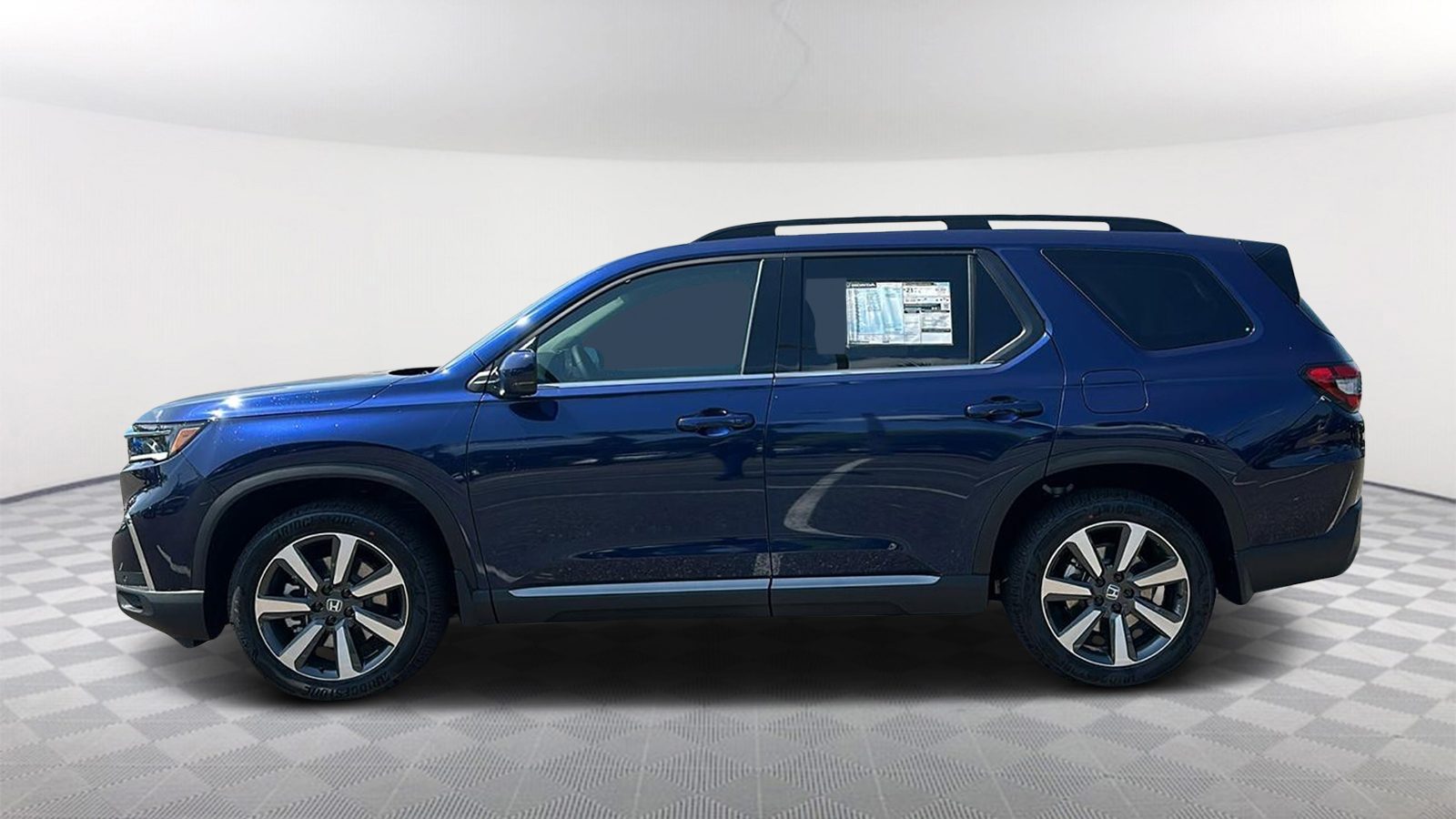 2025 Honda PILOT Touring 4