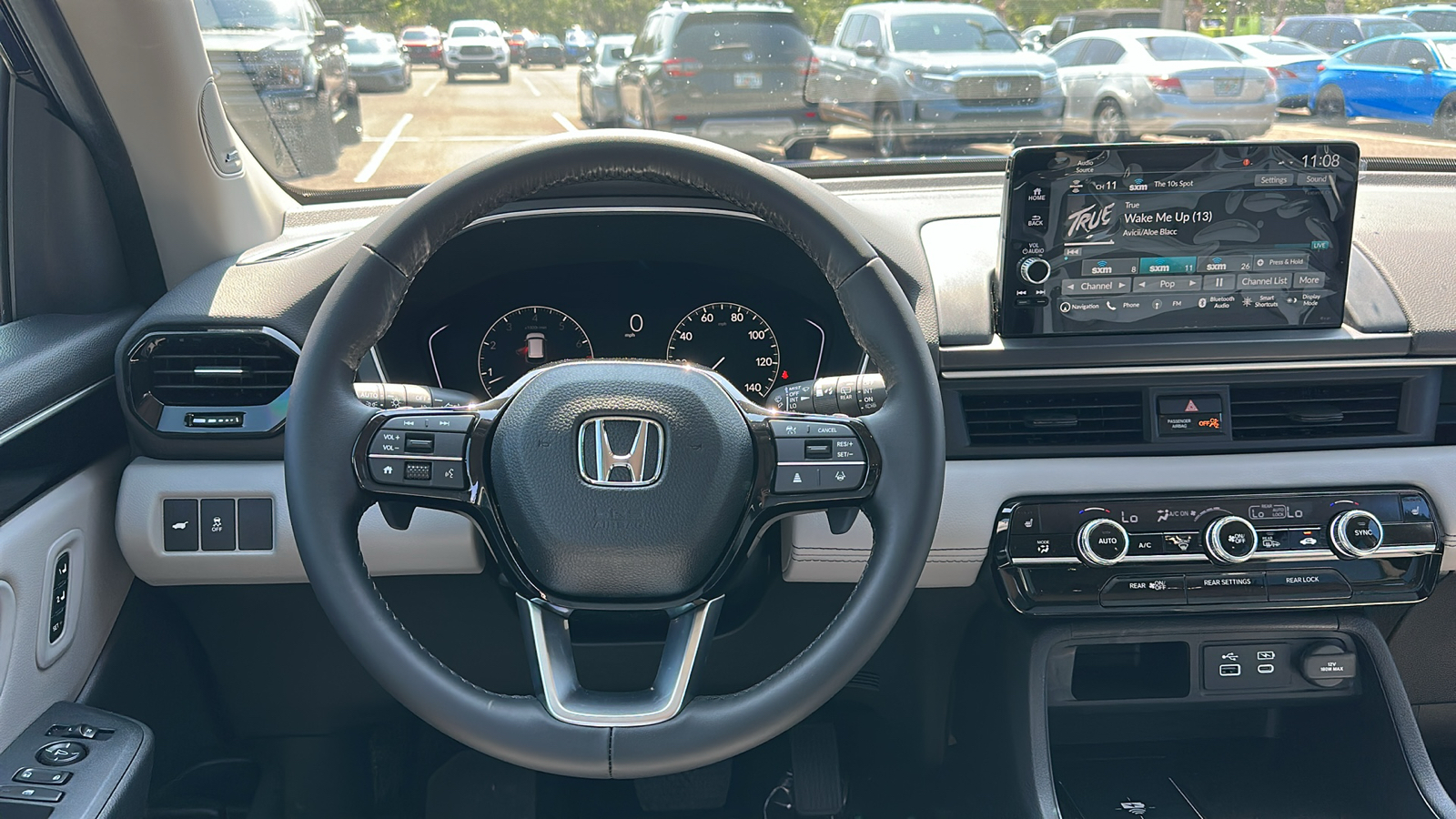 2025 Honda Pilot Touring 12