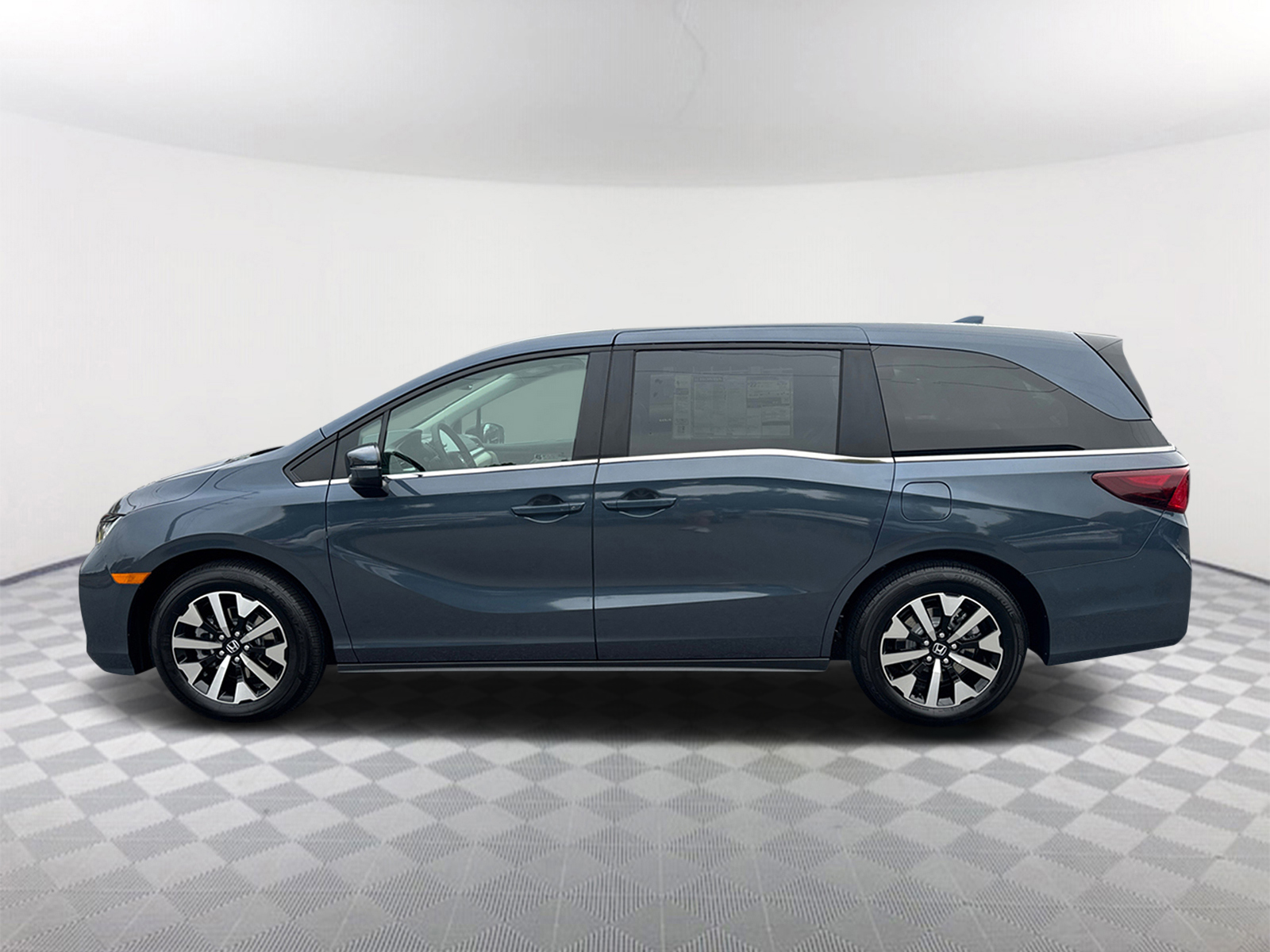 2025 Honda Odyssey EX-L 4