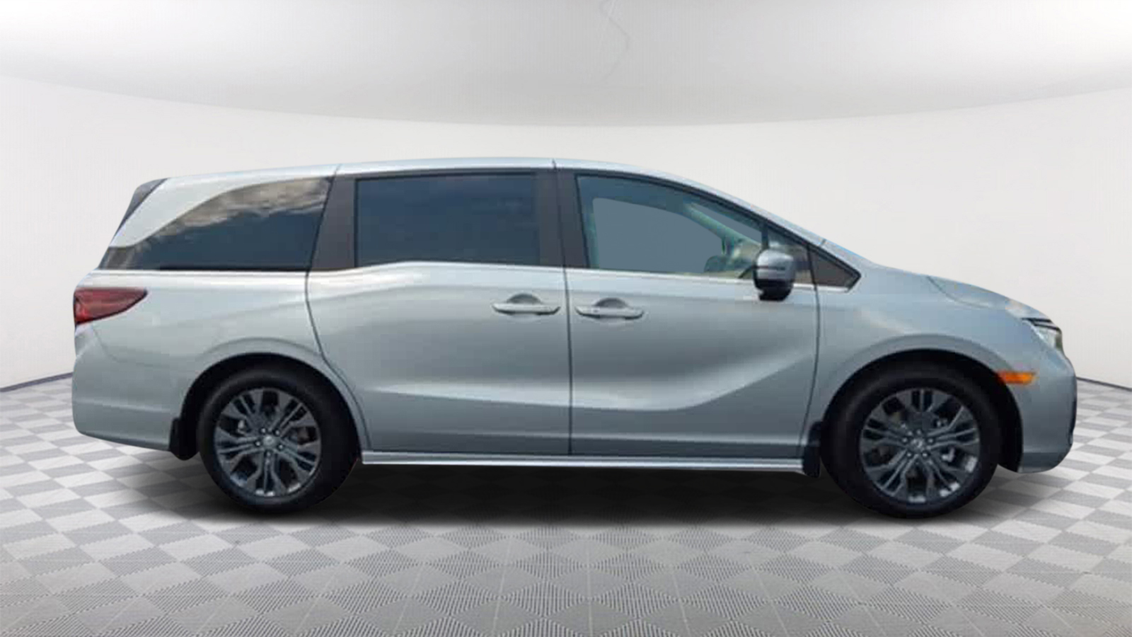 2025 Honda Odyssey Touring 4