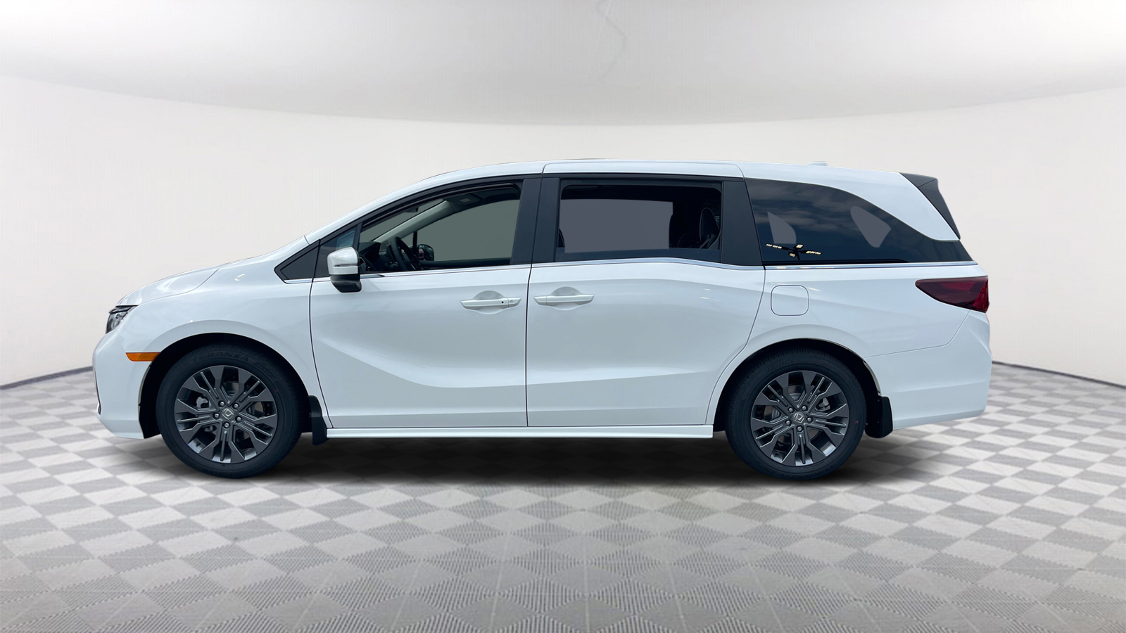 2025 Honda Odyssey Touring 4