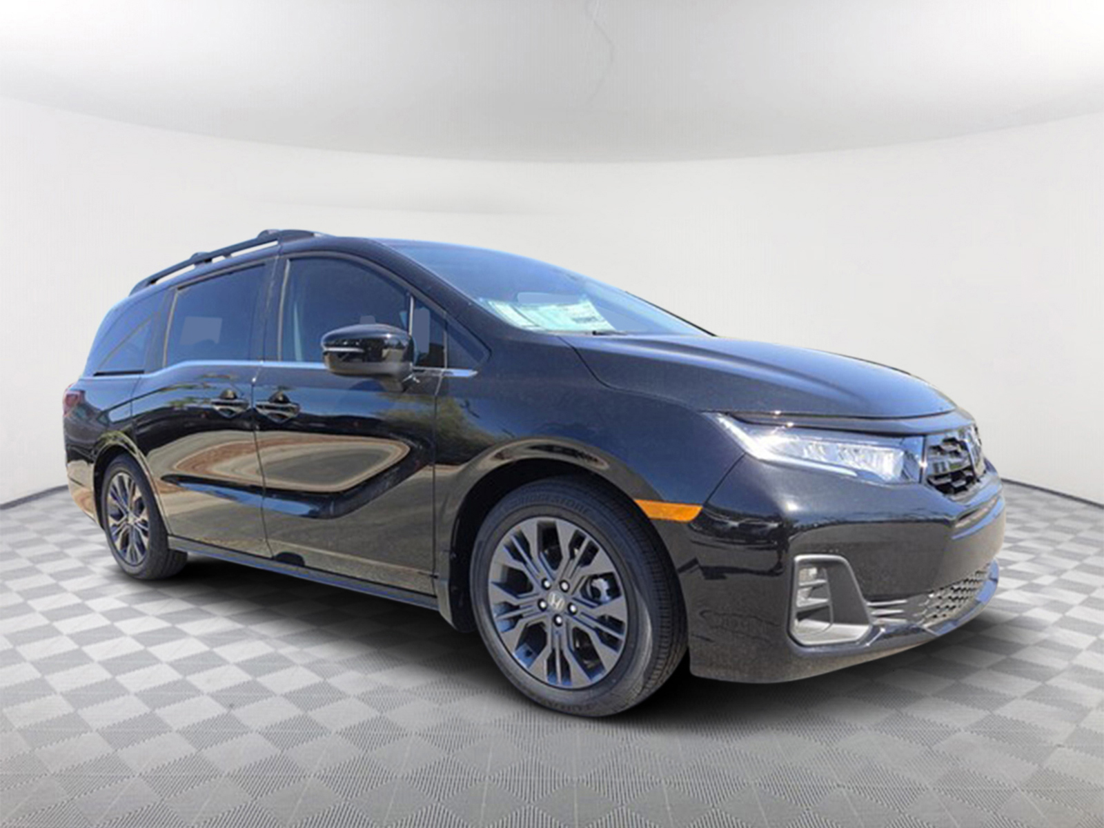 2025 Honda Odyssey Touring 3