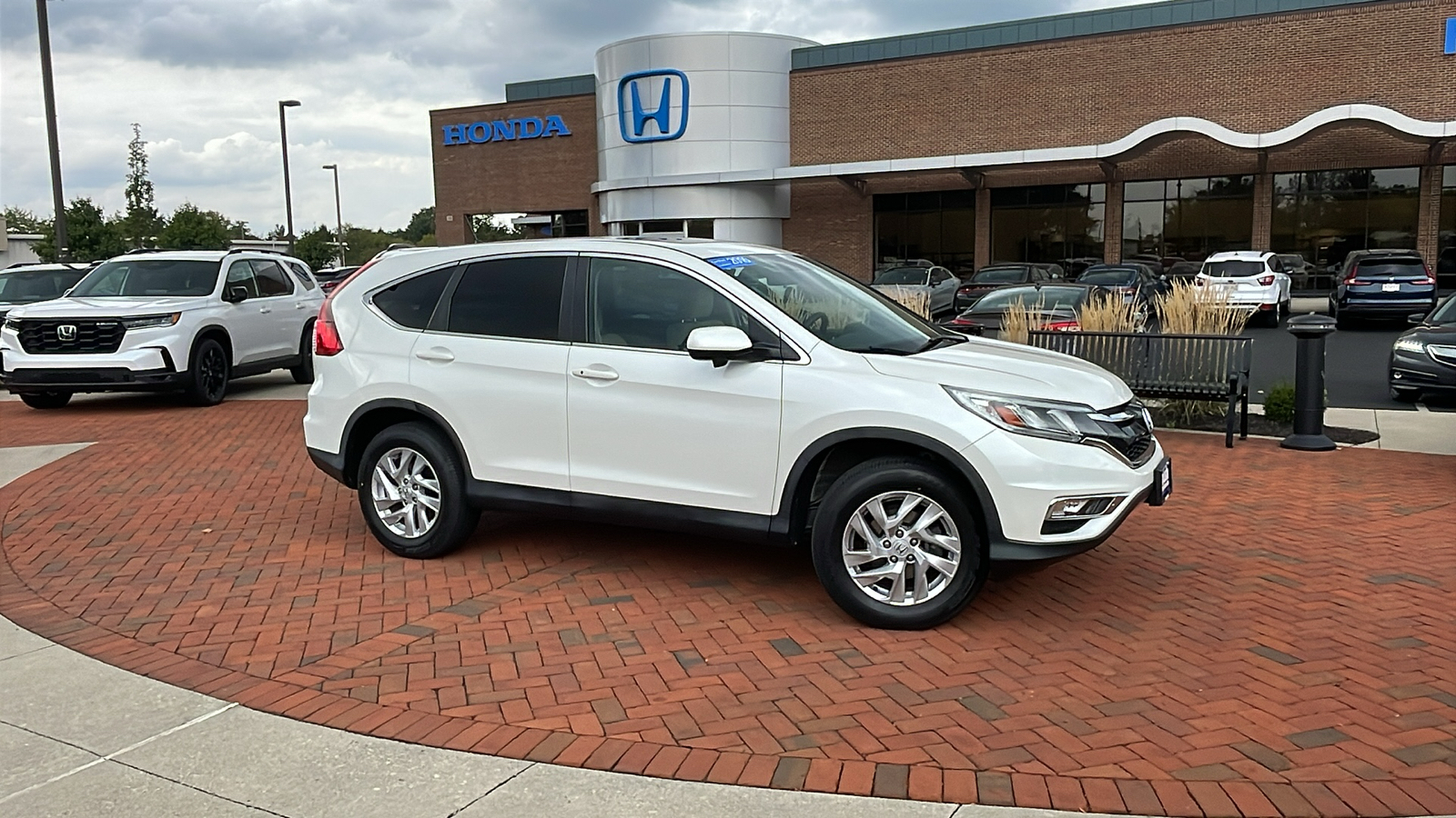 2016 Honda CR-V  1