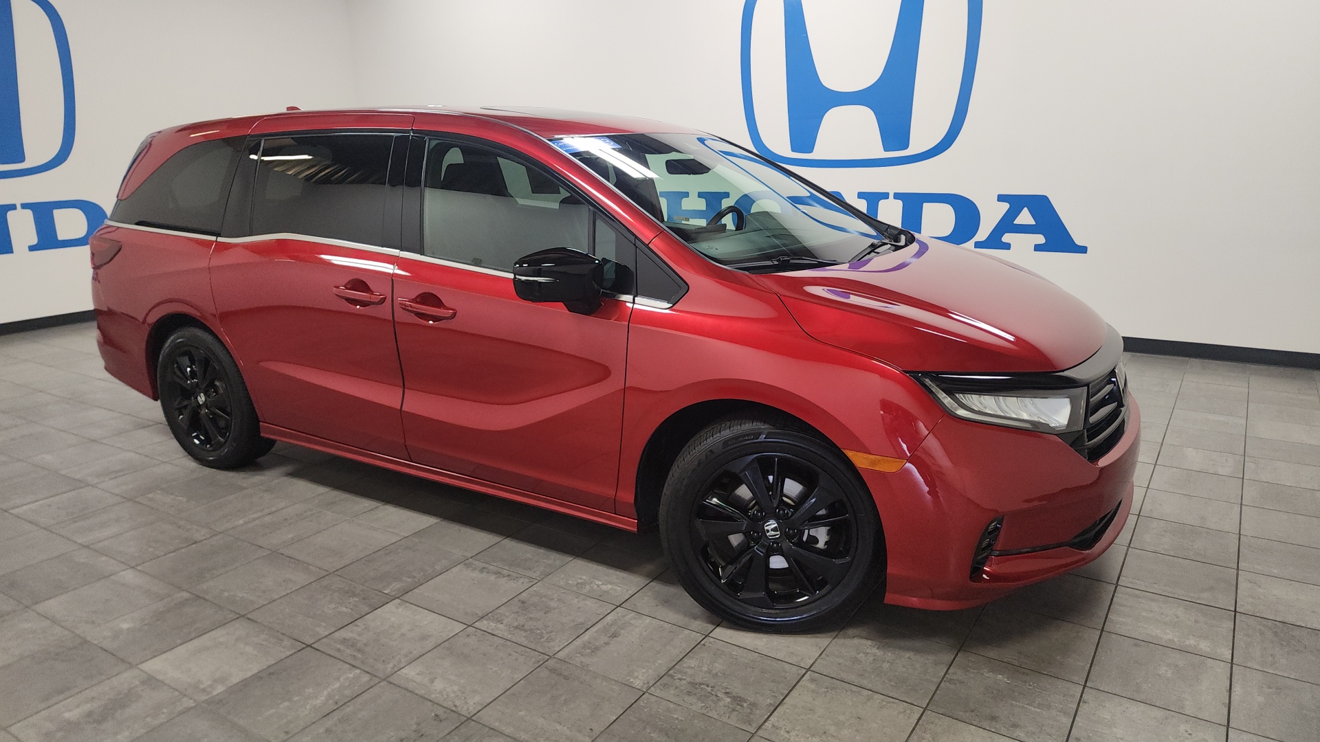 2023 Honda Odyssey Sport 1