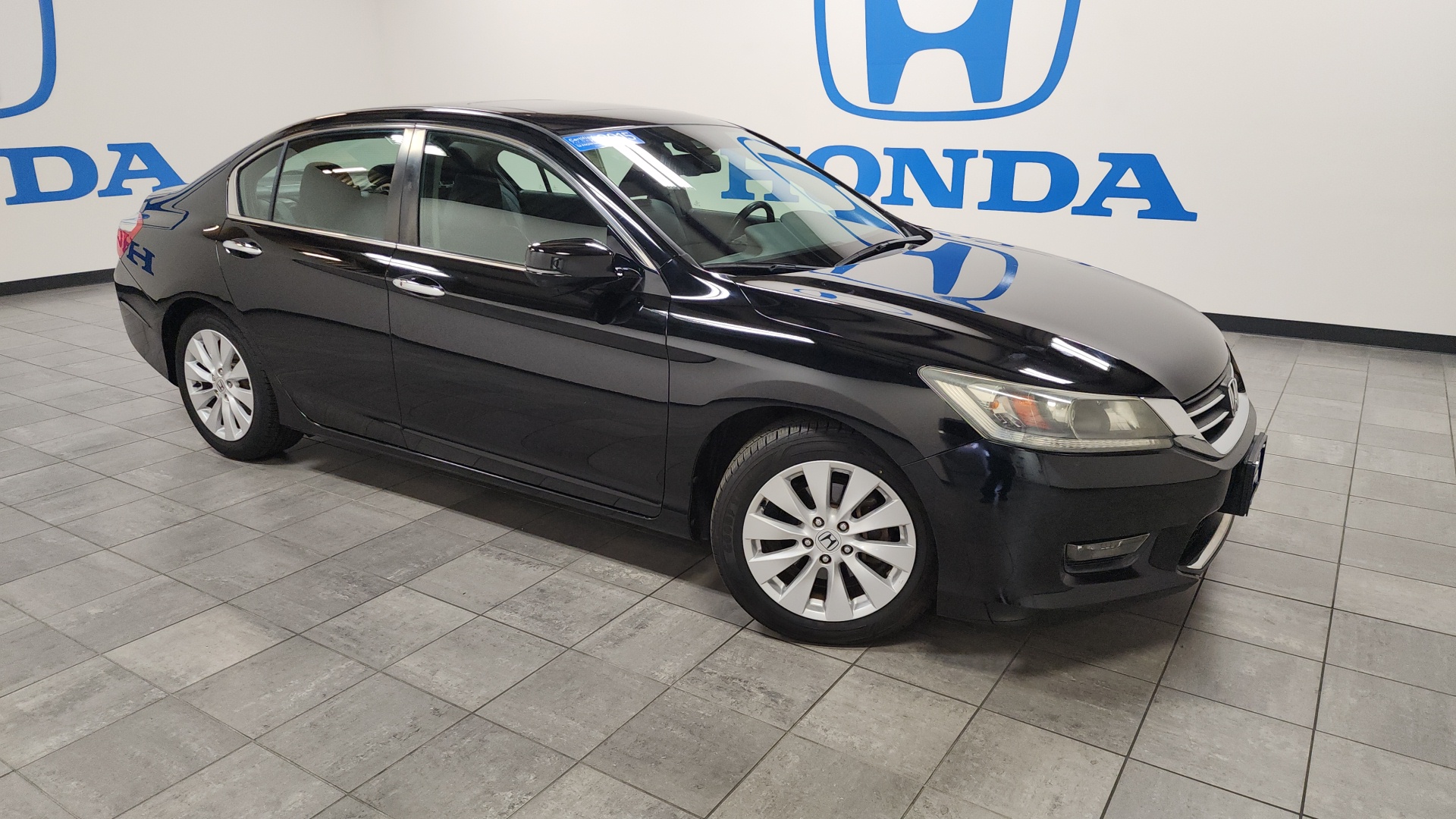 2015 Honda Accord Sedan EX-L 1