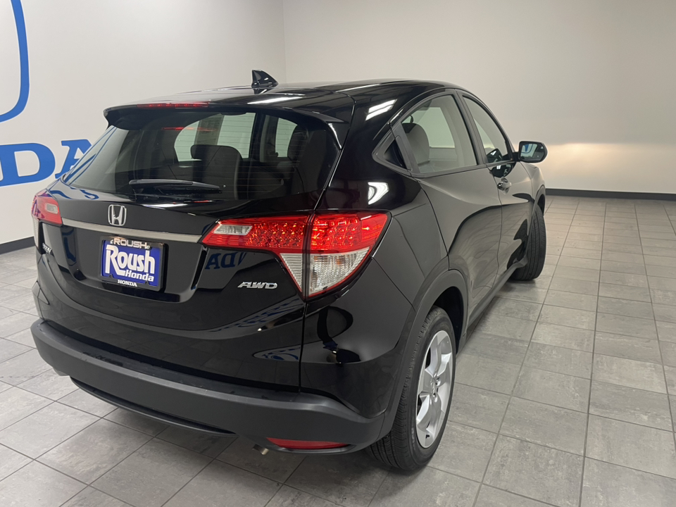 2022 Honda HR-V LX 24