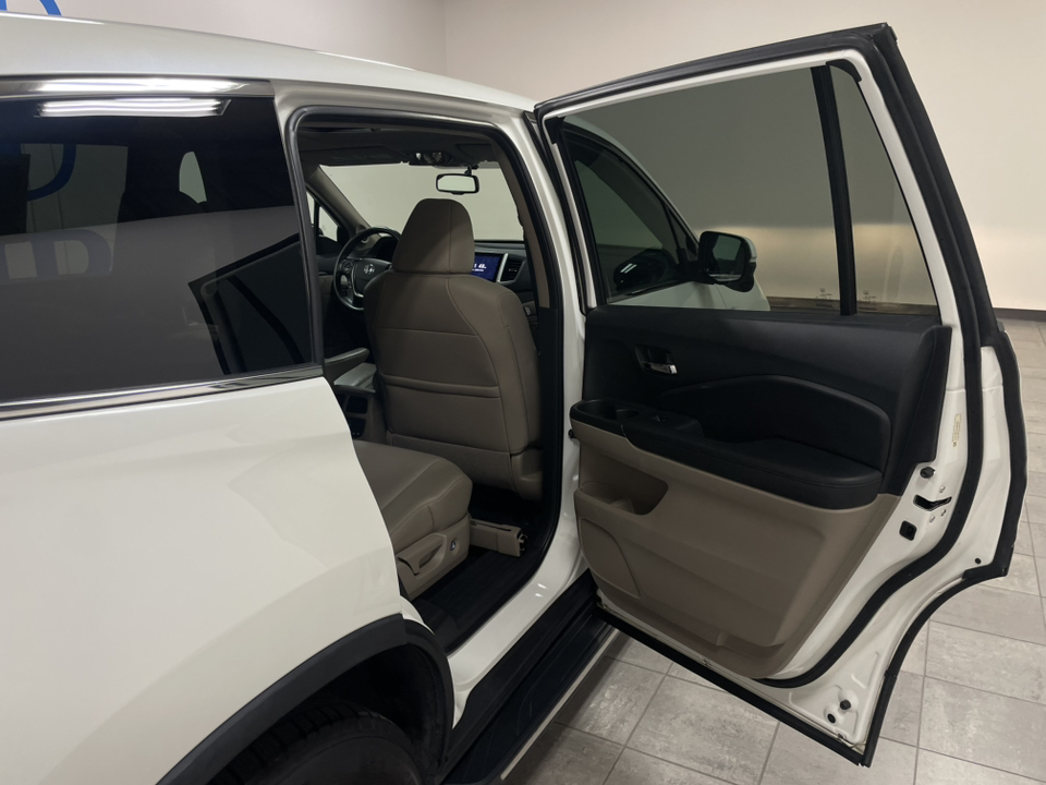 2016 Honda Pilot  35