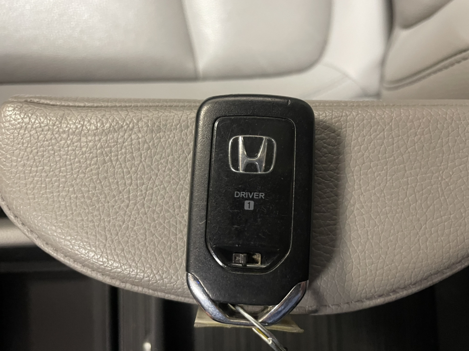 2018 Honda Odyssey EX-L 23