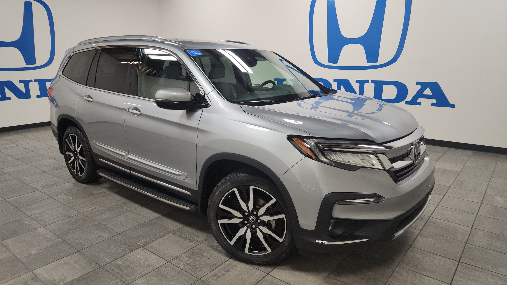 2019 Honda Pilot Touring 8-Passenger 1