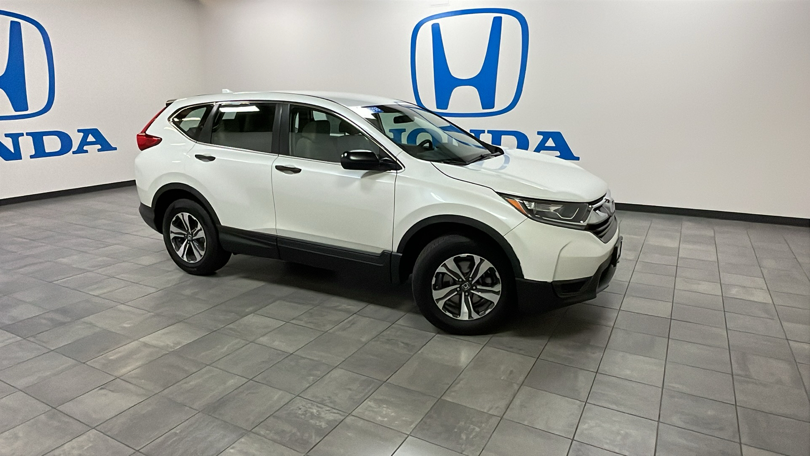 2018 Honda CR-V LX 1