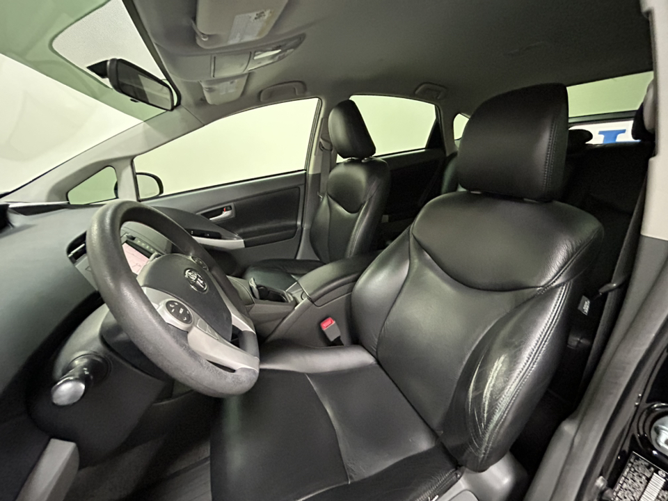 2011 Toyota Prius Three 19