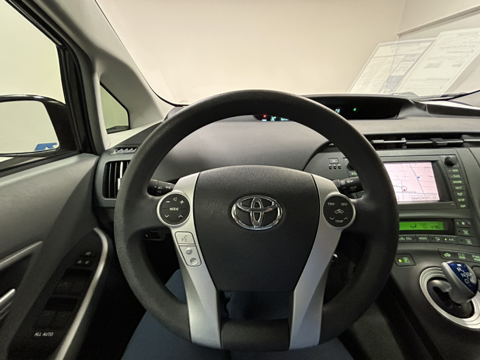 2011 Toyota Prius Three 21