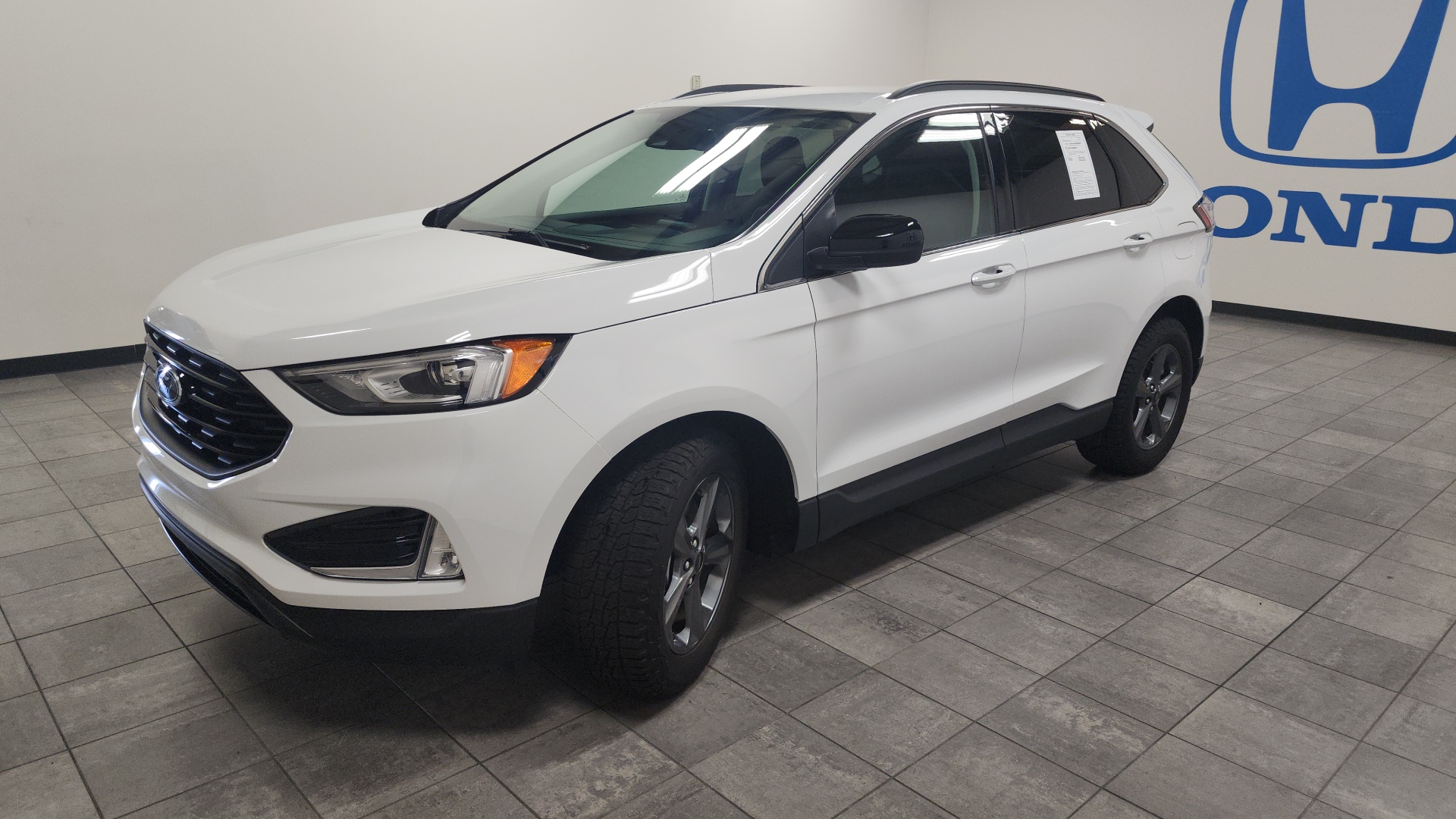 2022 Ford Edge SEL 4