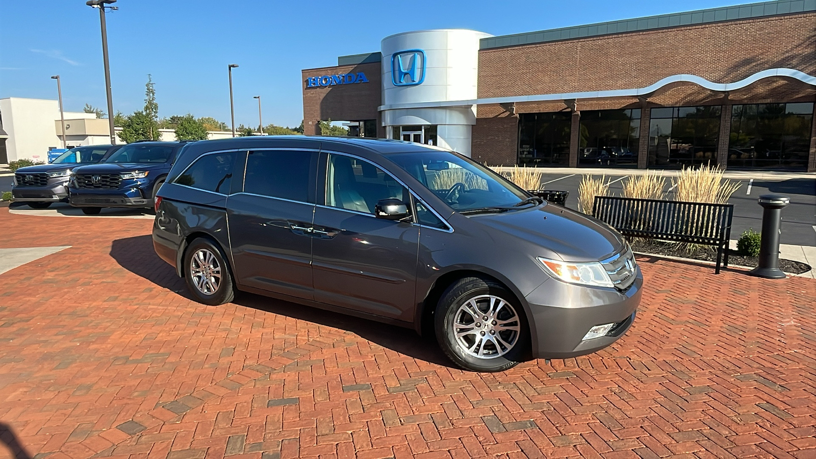 2011 Honda Odyssey EX-L 1