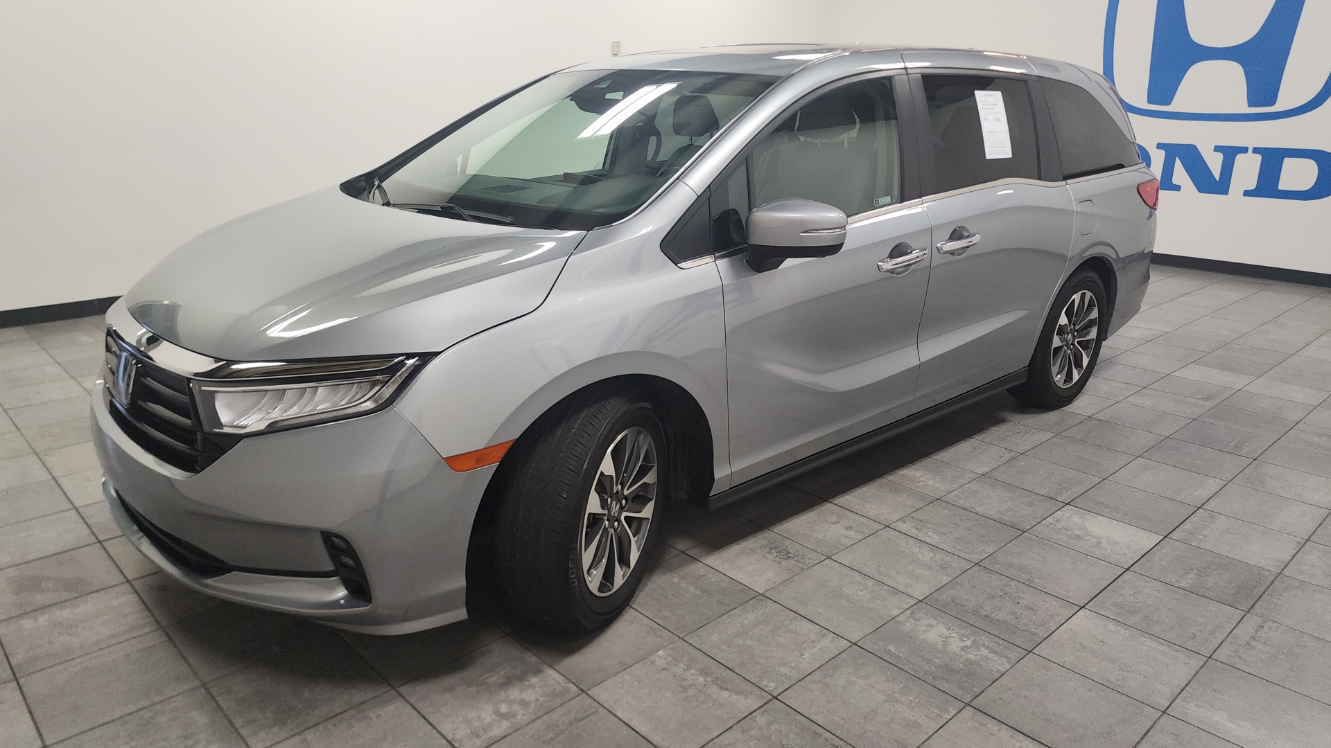 2021 Honda Odyssey  4