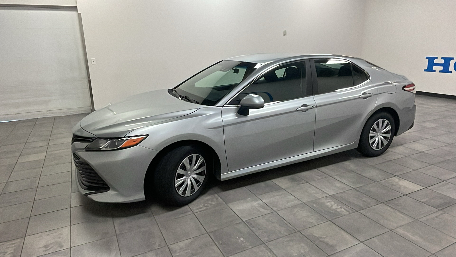 2018 Toyota Camry L 3