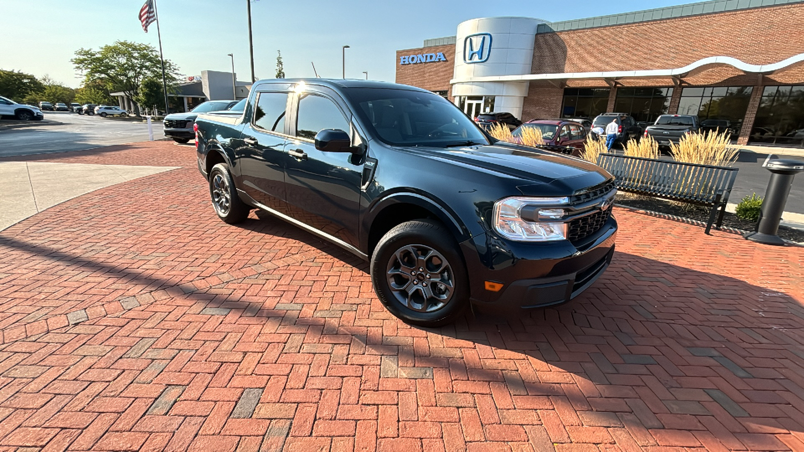 2023 Ford Maverick XLT 1