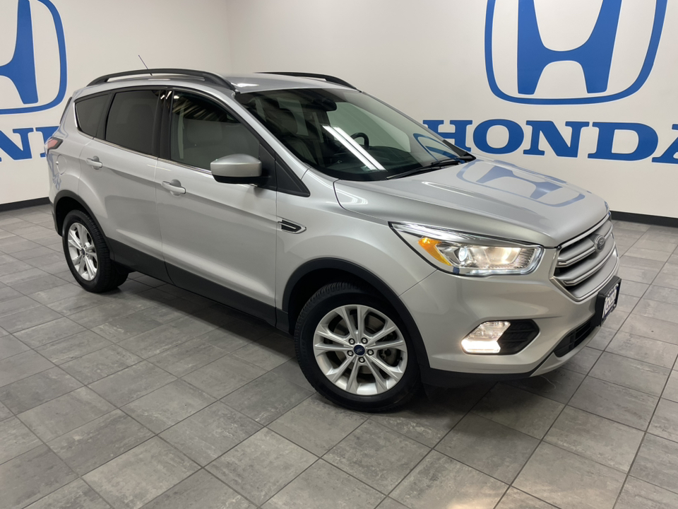 2017 Ford Escape SE 1