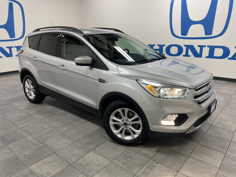 2017 Ford Escape SE 2