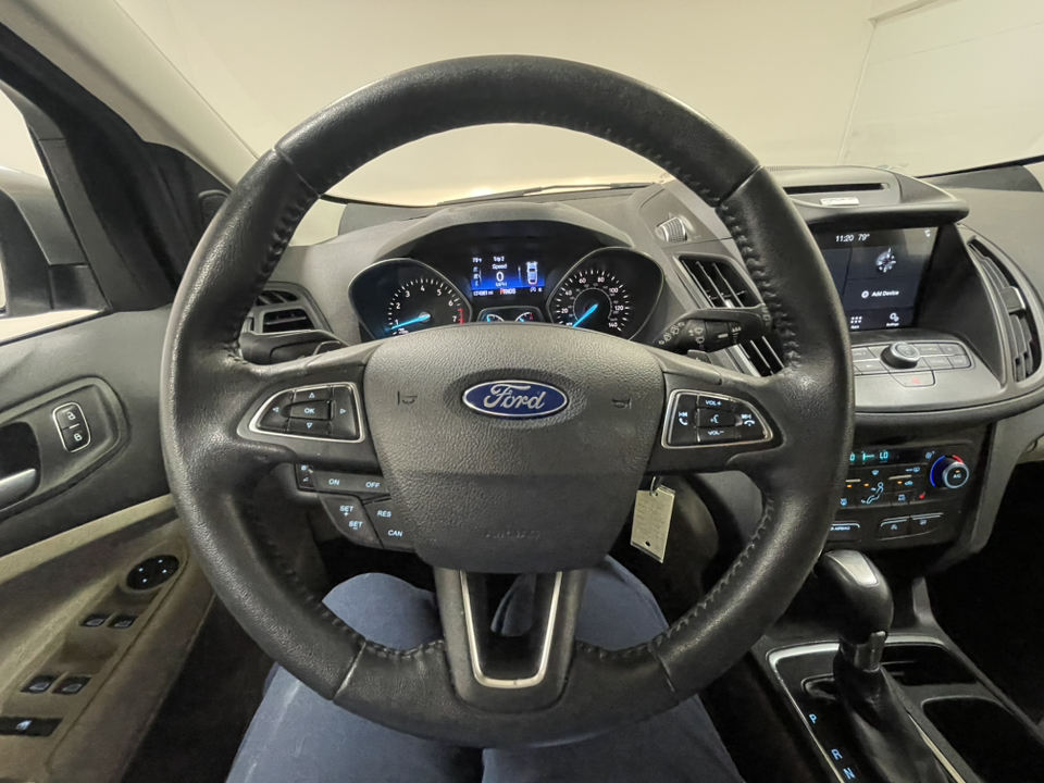 2017 Ford Escape SE 18