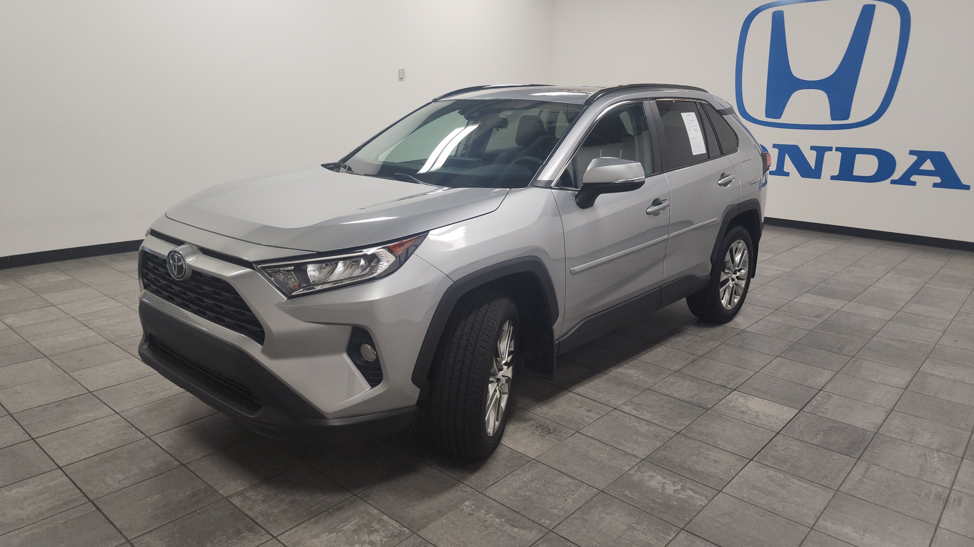 2021 Toyota RAV4 XLE Premium 4