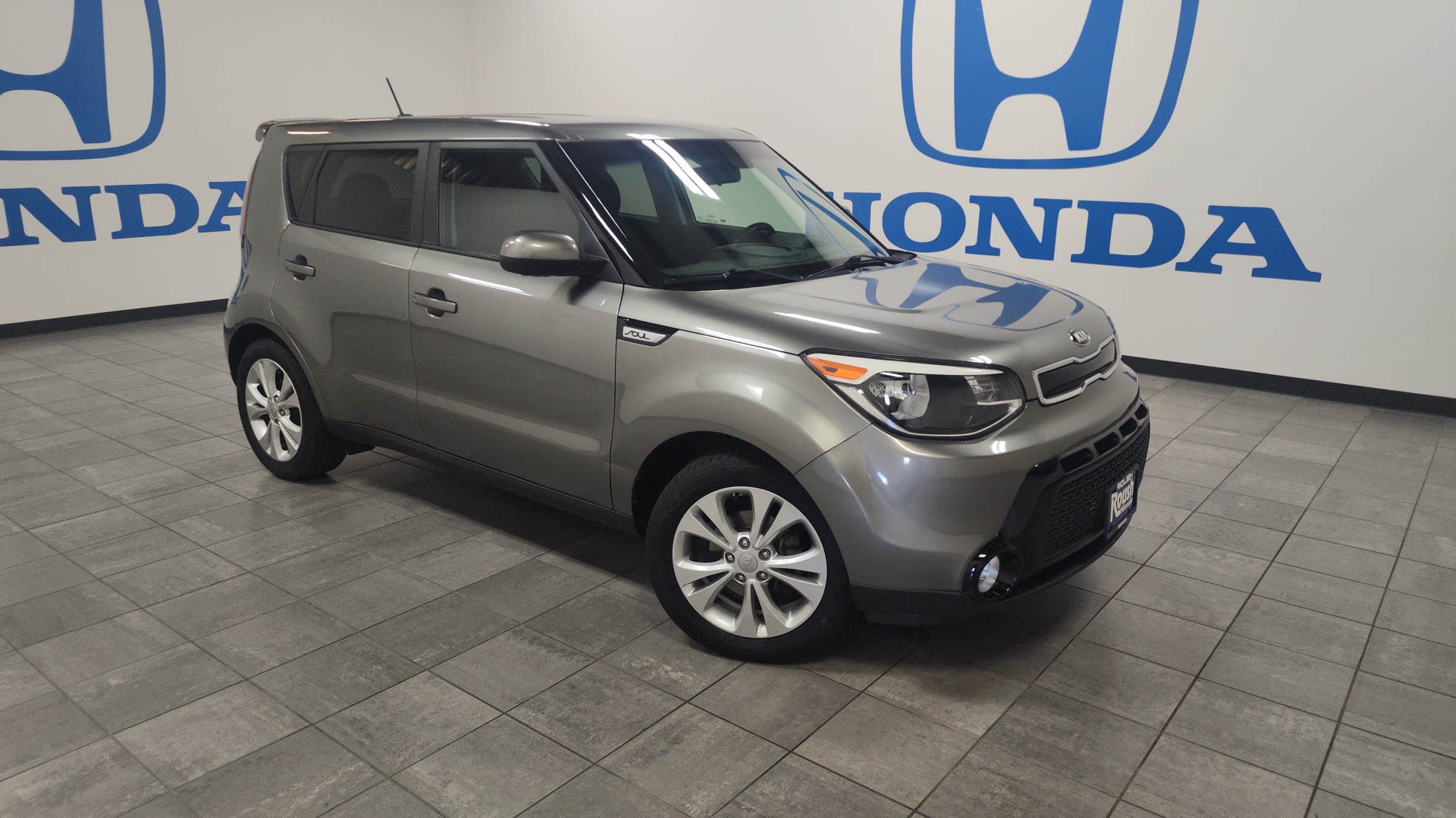 2016 Kia Soul  2