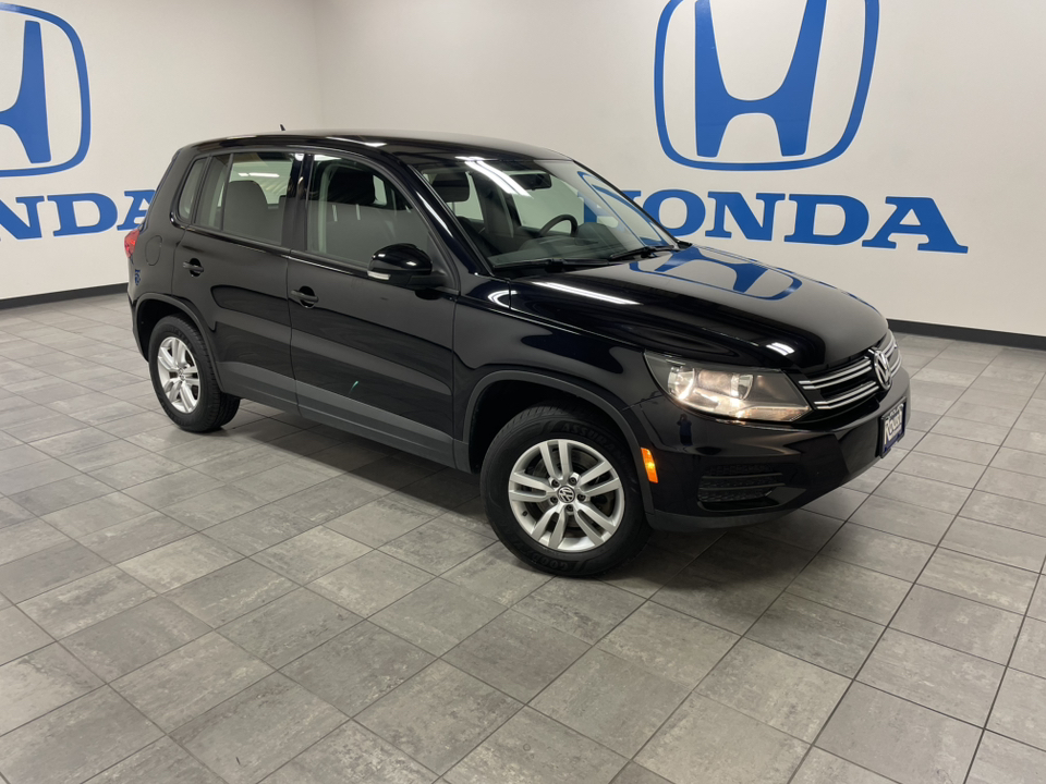 2012 Volkswagen Tiguan  2