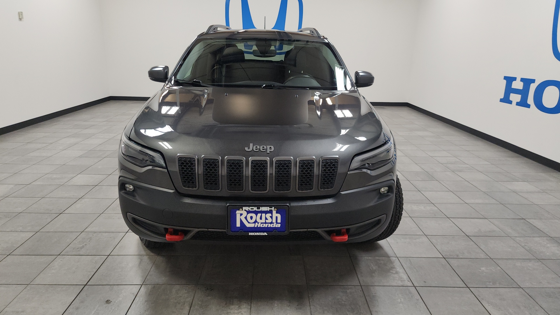 2019 Jeep Cherokee  3