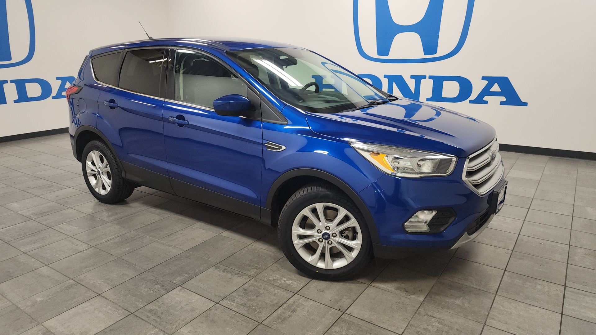 2019 Ford Escape  1